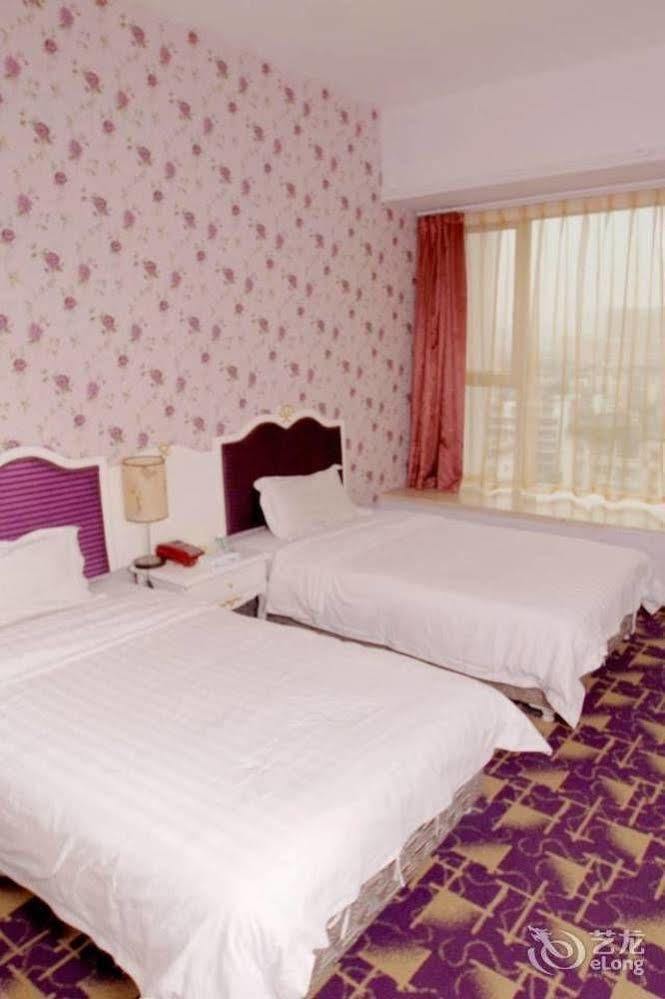 Chengdu Lilac Hotel Fei Cheng Branch Εξωτερικό φωτογραφία