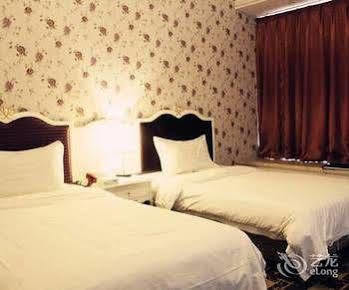 Chengdu Lilac Hotel Fei Cheng Branch Εξωτερικό φωτογραφία